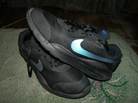 Кросівки Кроссовки ^/--/^ Кроссовки NIKE AIR  (оригинал) фирменные по факту размер-39 стелька- 25 см. ^_^^^ Кросівки NIKE AIR (оригінал) фірмові за фактом розмір-39 стелька-25 см. - фото фото фото