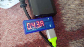 Зарядні пристрої Зарядные устройства ^/--/^ Usb тестер вольтметр амперметр измерение контроль тока новый ^_^^^ Usb тестер вольтметр амперметр вимірювання контроль струму - фото фото фото