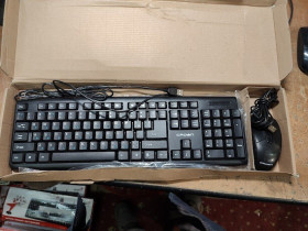 Комплекти Комплекты ^/--/^ Комплект Crown CMMK-860 USB № 23020250 ^_^^^ Комплект Crown CMMK-860 USB No 23020250 - фото фото фото