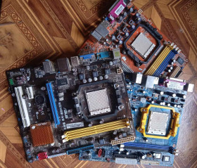 Материнські плати Материнские платы ^/--/^ Материнские платы/материнская плата socket AM /--/ 2 ^_^^^ Материнська плата socket AM /--/ 2 - фото фото фото