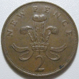 Єлизавета II (після ) Елизавета II (после ) ^/--/^ Велика Британія 2 нових пенса 1980 року 40477 ^_^^^ Великобритания 2 новых пенса 1980 года 40477 - фото фото фото