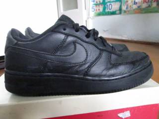 Кросівки Кроссовки ^/--/^ Кросовки-кеди 38 /--/ р кожа Nike чорні ^_^^^ Кроссовки-кеды 38 /--/ р кожа Nike черные - фото фото фото