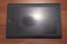 Графічні планшети Графические планшеты ^/--/^ Графический планшет Wacom Intuos 5 M   (PTK-650). 80$ ^_^^^ Графічний планшет Wacom Intuos 5 M (PTK-650). 90$ - фото фото фото