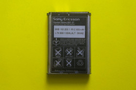 Акумулятори Аккумуляторы ^/--/^ Аккумулятор Оригинал акб Sony Ericsson BST-37 900 /--/ mAh J /--/ 100 /--/ i, J /--/ 110 /--/ i, J /--/ 120 /--/ i, J /--/ 220 /--/ i, J /--/ 230 /--/ i K /--/ 200 /--/ i, K /--/ 220 /--/ i, K /--/ 610 /--/ i, K /--/ 618 /--/ i, K /--/ 750 /--/ i, K /--/ 758 /--/ c, V /--/ 600 /--/ i, V /--/ 630 /--/ i, W /--/ 550 /--/ c, W /--/ 550 /--/ i, W /--/ 580, W /--/ 600 /--/ i, W /--/ 700 /--/ i, W /--/ 710 /--/ i, W /--/ 800 /--/ i, W /--/ 810 /--/ i, Z /--/ 520 /--/ i ^_^^^ Акумулятор Оригінал акб Sony Ericsson BST-37 900 /--/ mAh J /--/ 100 /--/ i, J /--/ 110 /--/ i, J /--/ 120 /--/ i, J /--/ 220 /--/ i, J /--/ 230 /--/ i K /--/ 200 /--/ i, K /--/ 220 /--/ i, K /--/ 610 /--/ i, K /--/ 618 /--/ i, K /--/ 750 /--/ i, K /--/ 758 /--/ c, V /--/ 600 /--/ i, V /--/ 630 /--/ i, W /--/ 550 /--/ c, W /--/ 550 /--/ i, W /--/ 580, W /--/ 600 /--/ i, W /--/ 700 /--/ i, W /--/ 710 /--/ i, W /--/ 800 /--/ i, W /--/ 810 /--/ i, Z /--/ 520 /--/ i - фото фото фото