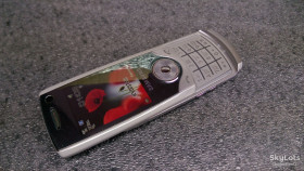 Інше Другое ^/--/^ Samsung U /--/ 700 проблема з шлейфом плата 100% робоча! ^_^^^ Samsung U /--/ 700 проблема с шлейфом плата 100% рабочая! - фото фото фото