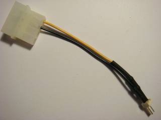 Шлейфи, перехідники Шлейфы, переходники ^/--/^ Переходник Molex на 2 pin для куллера с огр. сопротивлением 30 Ом ^_^^^ Перехідник Molex на 2 pin для куллера з огр. опором 30 Ом - фото фото фото
