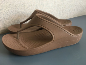 В'єтнамки Вьетнамки ^/--/^ Шлёпки-вьетнамки женские Crocs,р /--/ 10   (39-41) ^_^^^ Шльопки-в'єтнамки жіночі Crocs,р /--/ 10 (39-41) - фото фото фото