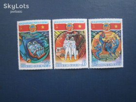 Освоєння космосу Освоение космоса ^/--/^ 3 марки повна серія СРСР 1980 космос В&amp;apos;єтнам MNH ^_^^^ 3 марки полная серия СССР 1980 космос Вьетнам MNH - фото фото фото