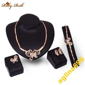 Набори Наборы ^/--/^ РОСКОШНЫЙ НАБОР МОНИКА  4 в /--/ 1 Fashion /--/ 18 /--/ K gold ^_^^^ Розкішний набір Моніка 4 в /--/ 1 Fashion /--/ 18 /--/ K gold - фото фото фото