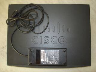 Маршрутизатори Маршрутизаторы ^/--/^ Маршрутизатор      (роутер) Cisco 861 Ethernet Router      (CISCO /--/ 861-K /--/ 9) с блоком питания ^_^^^ Маршрутизатор (роутер) Cisco 861 Ethernet Router (CISCO /--/ 861-K /--/ 9) з блоком харчування - фото фото фото