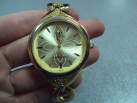 Годинники Часы ^/--/^ Женские наручные часы Q&amp;Q  quartz water resist кварц Китай QQ с браслетом №10935 ^_^^^ Жіночі наручний годинник Q&amp;Q quartz water resist кварц Китай QQ з браслетом No /--/ 10935 - фото фото фото