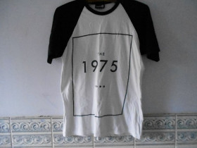 Футболки, майки Футболки, майки ^/--/^ Футболка &amp;quot;The 1975&amp;quot;  (100% cotton, M) б/у ^_^^^ Футболка &amp;quot;The 1975&amp;quot; (100% cotton, M) б/у - фото фото фото