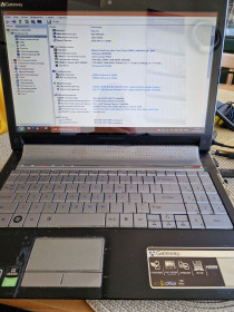Dell Dell ^/--/^ Ноутбук  вмикається працює Характеристики на фото ^_^^^ Ноутбук включается работающая Характеристики на фото - фото фото фото