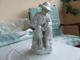 Статуетки, Скульптури, Фігурки, Фарфор Статуэтки, Скульптуры, Фигурки, Фарфор ^/--/^ Фарфор Юный геолог раз. 31 х 18 см. 1960 гг. ЗХК ссср ^_^^^ Фарфор Юний геолог раз. 31 х 18 см. 1960 ЗХК СРСР - фото фото фото