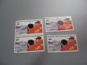 Сучасні з  року Современные с  года ^/--/^ марки сцепки Германия 2003 служба форма Немецкое общество спасения жизни лот 4 шт гаш №1984 ^_^^^ Німецьке товариство порятунку життя лот 4 шт гаш No /--/ 1984 - фото фото фото