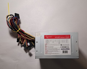 Блоки живлення Блоки питания ^/--/^ Блок живлення ATX 300 /--/ W — Gembird CCC-PSU /--/ 1 | 80 /--/ mm | з виходом 220 /--/ V | Під ретро-ПК ^_^^^ Блок питания ATX 300 /--/ W — Gembird CCC-PSU /--/ 1 | 80 /--/ mm | с выходом 220 /--/ V | Под ретро-ПК - фото фото фото