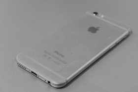 Apple iPhone Apple iPhone ^/--/^ Мобильный телефон №2871  Apple iPhone 6 16 /--/ GB A /--/ 1549 Silver ^_^^^ Мобільний телефон No /--/ 2871 Apple iPhone 6 16 /--/ GB A /--/ 1549 Silver - фото фото фото