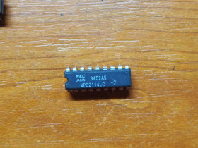 Мікросхеми Микросхемы ^/--/^ PD /--/ 2114 /--/ LC 4096-Bit Static RAM nec Japan - фото фото фото