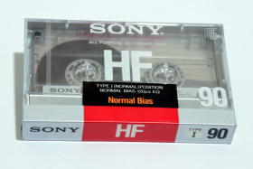 Касети Кассеты ^/--/^ Аудио кассета Sony HF  90 Мексика 1988 TYPE I запечатана вид 2 ^_^^^ Аудіо касета Sony HF 90 Мексика 1988 TYPE I задрукована вид 2 - фото фото фото