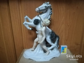 Статуетки, Скульптури, Фігурки, Фарфор Статуэтки, Скульптуры, Фигурки, Фарфор ^/--/^ Статуетка Дівчина та кінь ^_^^^ Статуэтка Девушка и лошадь - фото фото фото