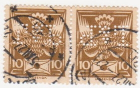Чехословаччина Чехословакия ^/--/^ Чехословакия  1920 г..№ 168 гашеная пара перфин ^_^^^ Чехословаччина 1920 р. No 168 гашена пара перфін - фото фото фото