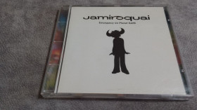 Музичні диски Музыкальные диски ^/--/^ Jamiroquai Emergency on Planet Earth. европейский cd ^_^^^ Jamiroquai Emergency on Planet Earth. європейський cd - фото фото фото