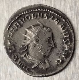 Рим і колонії Рим и колонии ^/--/^ Рим Империя Гай Вибий Волузиан Gaius Vibius Volusianus 251 253 г 3,32 грамма Антониниан = 90 $ баксов ^_^^^ Рим Імперія Гай Вібій Волузіан Gaius Vibius Volusianus 251 253 г 3,32 грама Антонініан = 90 $ баксів - фото фото фото