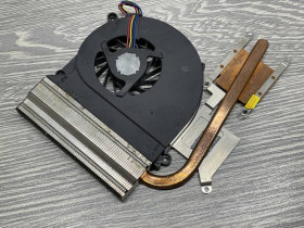 Інші комплектуючі Другие комплектующие ^/--/^ Система охолодження Asus K /--/ 50 K /--/ 51 X /--/ 5 X /--/ 70 series  X /--/ 70 /--/ AB  K /--/ 50 /--/ AF  K /--/ 50 /--/ AB  K /--/ 51 /--/ AC  K /--/ 51 /--/ AE  X /--/ 5 /--/ DAB б/в Оригіна ^_^^^ Система охлаждения Asus K /--/ 50 K /--/ 51 X /--/ 5 X /--/ 70 series X /--/ 70 /--/ AB K /--/ 50 /--/ AF K /--/ 50 /--/ AB K /--/ 51 /--/ AC K /--/ 51 /--/ AE X /--/ 5 /--/ DAB б/у Оригинала - фото фото фото