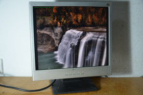 LG LG ^/--/^ МОНІТОР TFT 17&amp;apos;&amp;apos; LCD LG 787 /--/ LE! МегаSALE! ^_^^^ МОНИТОР TFT 17&amp;apos; LCD LG 787 /--/ LE! МегаSALE! - фото фото фото