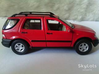: Закордонні : Зарубежные ^/--/^ 1/43 MERCEDES-BENZ M-Class ML 320. CARARAMA. ^_^^^ MERCEDES-BENZ M-Class ML 320. CARARAMA. - фото фото фото