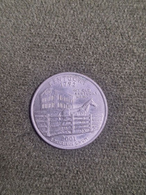 Обігові Обиходные ^/--/^ Монета 25 центів США квотер Кунтукі 2001 /--/ р D ^_^^^ Монета 25 центов США квотер Кунтуки 2001 /--/ г D - фото фото фото