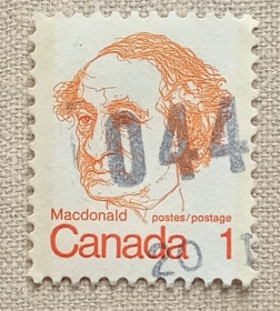Північна Америка Северная Америка ^/--/^ Канада 1973 г - Джон А. Макдональд, гаш ^_^^^ Канада 1973 — Джон А. Макдональд, гаш - фото фото фото