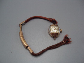 Годинники Часы ^/--/^ Женские наручные часы Bulova 14 /--/ K Rolled Gold Plate браслет Bretton 14 карат Швейцария Булова №18543 ^_^^^ Жіночі наручний годинник Bulova 14 /--/ K Rolled Gold Plate браслет Bretton 14 карат Швейцарія Булова No /--/ 18543 - фото фото фото