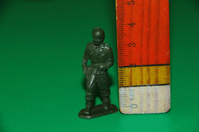 Фігурки, солдатики Фигурки, солдатики ^/--/^ солдат воїн DOMPLAST HEINERLE LEYLA 40 /--/ мм ФРН ^_^^^ солдат воин DOMPLAST HEINERLE LEYLA 40 /--/ мм ФРГ - фото фото фото