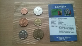 Замбія Замбия ^/--/^ Набор монет ЗАМБИЯ   ( в том числе 1 и 2 ngwee 1983 год) блистер запайка пластик ^_^^^ Набір монет ЗАМБІЯ (в тому числі 1 і 2 ngwee 1983) блістер запайка пластик - фото фото фото