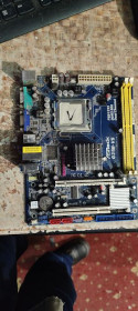 Материнські плати Материнские платы ^/--/^ Мат. плата ASRock G /--/ 31 /--/ M-VS LGA /--/ 775 G /--/ 31 PCI-E+SVGA+LAN SATA MicroATX 2 /--/ DDR /--/ 2 № 230112105 ^_^^^ Мат. плата ASRock G /--/ 31 /--/ M-VS LGA /--/ 775 G /--/ 31 PCI-E+SVGA+LAN SATA MicroATX 2 /--/ DDR /--/ 2 No 230112105 - фото фото фото