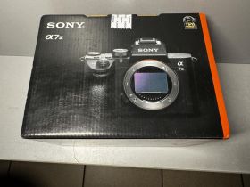 Інші моделі Другие модели ^/--/^ Фотоаппарат Sony Alpha A /--/ 7 III body (ILCE /--/ 7 /--/ M /--/ 3/BQ /--/ 1) EU Новый! ^_^^^ Беззеркальний фотоапарат Sony Alpha A /--/ 7 III body (ILCE /--/ 7 /--/ M /--/ 3/BQ /--/ 1) EU Новий! - фото фото фото