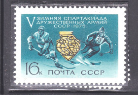 СРСР - СССР - ^/--/^ СССР 1975 г  MNH - хокей ^_^^^ СРСР 1975 MNH - КВАРТБЛОК - космос - фото фото фото