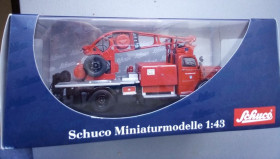 : Закордонні : Зарубежные ^/--/^ 1/43 Schuco Mercedes Benz L /--/ 6600 fire brigade with crane - фото фото фото