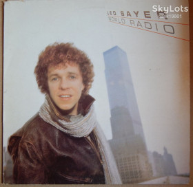 Платівки Пластинки ^/--/^ Leo Sayer – World Radio  (Chrysalis – CDL 1345, UK) inner sleeve NM-/NM- ^_^^^ Leo Sayer – World Radio (Chrysalis – CDL 1345, UK) inner sleeve NM-/NM- - фото фото фото