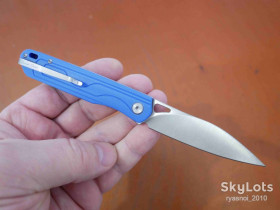 Ножі, мультітули Ножи, мультитулы ^/--/^ Petrified fish PFE /--/ 02 Scout, 14 /--/ C /--/ 28 /--/ N Satin, G /--/ 10 Blue, Ceramic Ball Bearing, Flipper, Outdoor, Tactical,  EDC, Liner Loсk ^_^^^ Petrified fish PFE /--/ 02 Scout, 14 /--/ C /--/ 28 /--/ N Satin finish, G /--/ 10 Blue, Ceramic Ball Bearing, Flipper, Outdoor, Tactical, EDC, Liner Loсk - фото фото фото