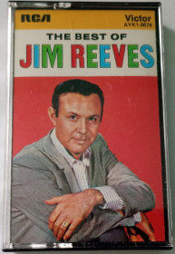 Касети Кассеты ^/--/^ JIM REEVES The Best Of Jim Reeves.  Cassette US ^_^^^ JIM Reeves The Best of Jim Reeves Cassette US - фото фото фото