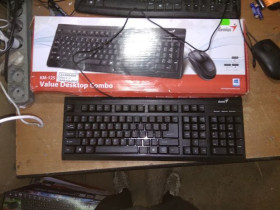 Клавіатури Клавиатуры ^/--/^ Брендовая клавиатура Genius KM-125 USB № 21200409 ^_^^^ Брендова клавіатура Genius KM-125 USB No 21200409 - фото фото фото