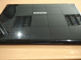 Корпуса Корпуса ^/--/^ Верхняя крышка  матрицы ноутбука Samsung R /--/ 520 б/у ^_^^^ Верхня кришка матриці ноутбука Samsung R /--/ 520 б/у - фото фото фото