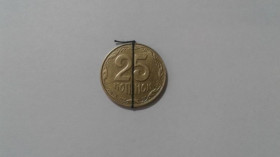 Інше Другое ^/--/^ Брак № 010. 25 копеек 2013 года. Поворот около 10. ^_^^^ Шлюб No 010. 25 копійок 2013 року. Поворот близько 10. - фото фото фото
