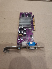 Відеокарти Видеокарты ^/--/^ Видеокарта ATI Radeon 9200 SE 64 /--/ mb AGP 8 /--/ x ^_^^^ Видеокарта ATI Radeon 9200 SE AGP 8 /--/ x - фото фото фото