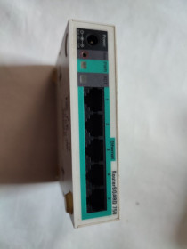 Маршрутизатори Маршрутизаторы ^/--/^ mikrotik  Router board 750 ^_^^^ Mikrotik Router board 750 - фото фото фото