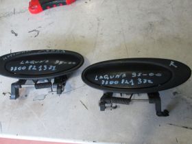Ручки, накладки Ручки, накладки ^/--/^ Ручка двери наружная Renault Laguna 93-00 7700821372 7700821371 ^_^^^ Ручка дверей зовнішня Renault Laguna 93-00 7700821372 7700821371 - фото фото фото