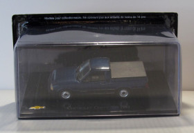 : Закордонні : Зарубежные ^/--/^ Chevrolet Chevy 500 1983, Hachette. 1:43 бокс и запечатанный блистер Шевроле Шеви 500 1983 ^_^^^ Chevrolet Chevy 500 1983, Hachette 1:43 бокс і задрукований блістер Шевроле Шеві 500 1983 - фото фото фото