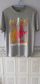 Футболки, майки Футболки, майки ^/--/^ Футболка &amp;quot;AC / DC&amp;quot;  (90% cotton / 10% viscose, M, Bangladesh) ^_^^^ Футболка &amp;quot;AC / DC&amp;quot; (90% cotton / 10% viscose, M, Bangladesh) - фото фото фото